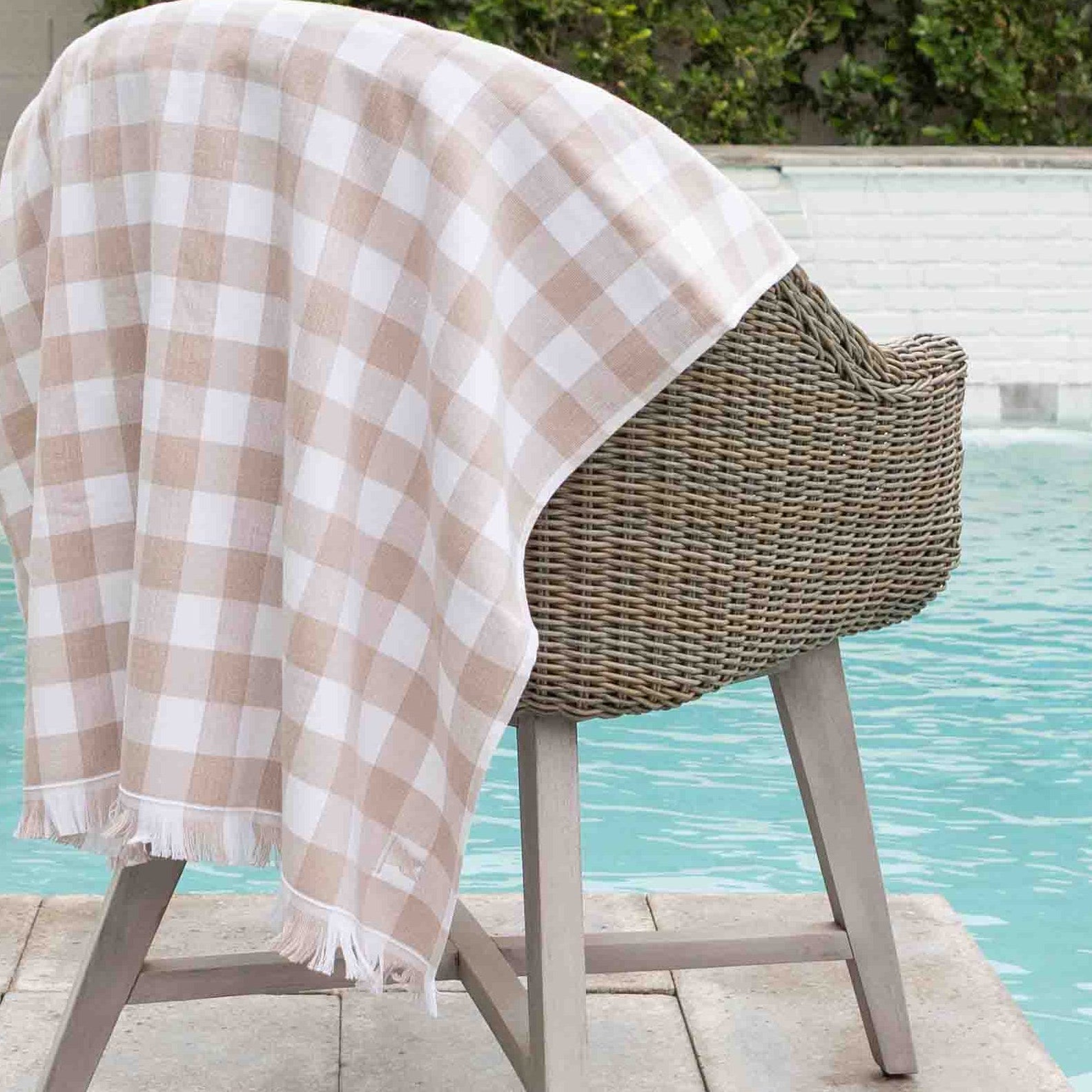 Gingham luxury beach towel by pool, peshtemal, Turkish, Peshteri 