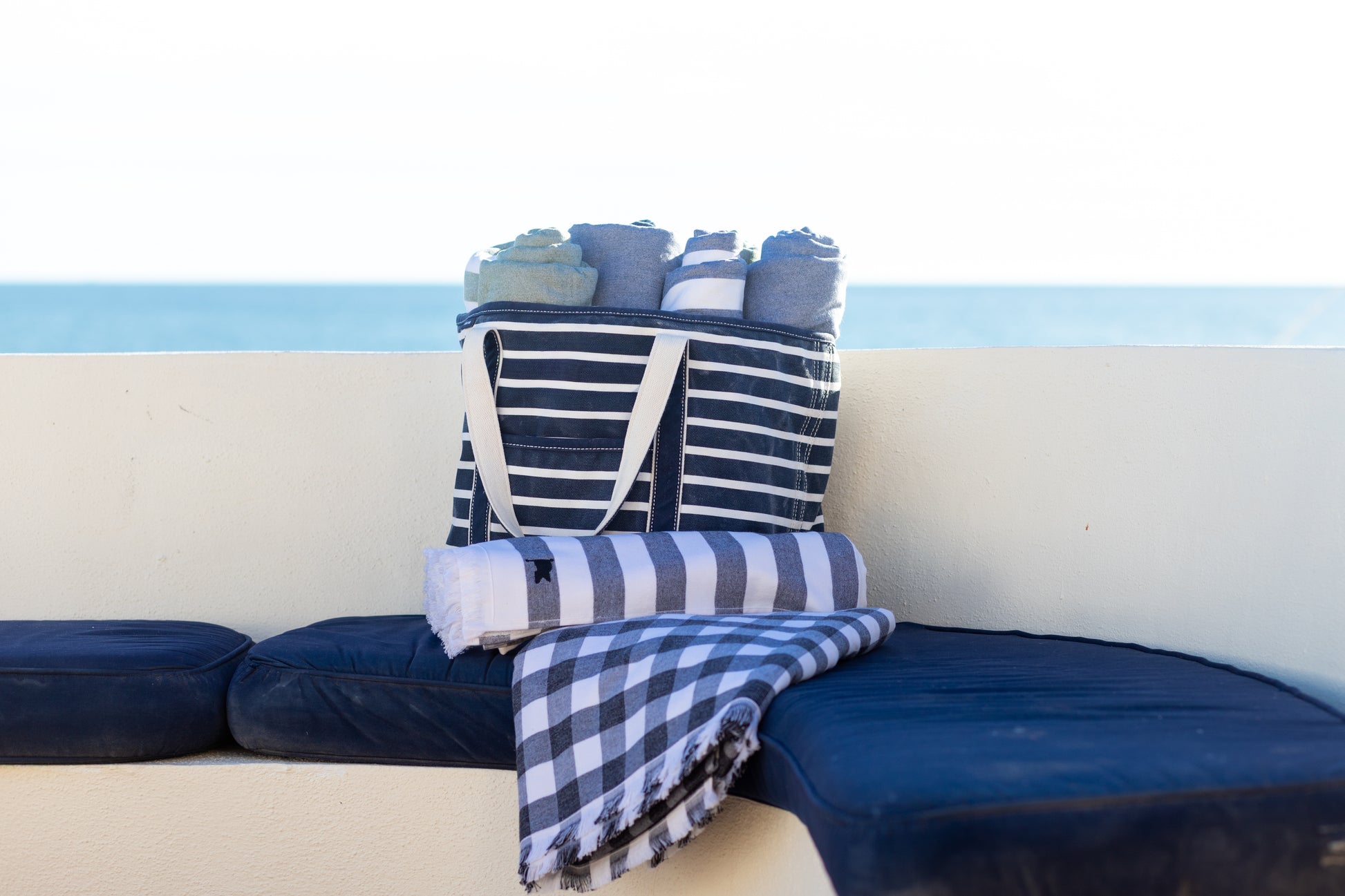 The Navy Grande Bundle (8 towels) | Save 30%
